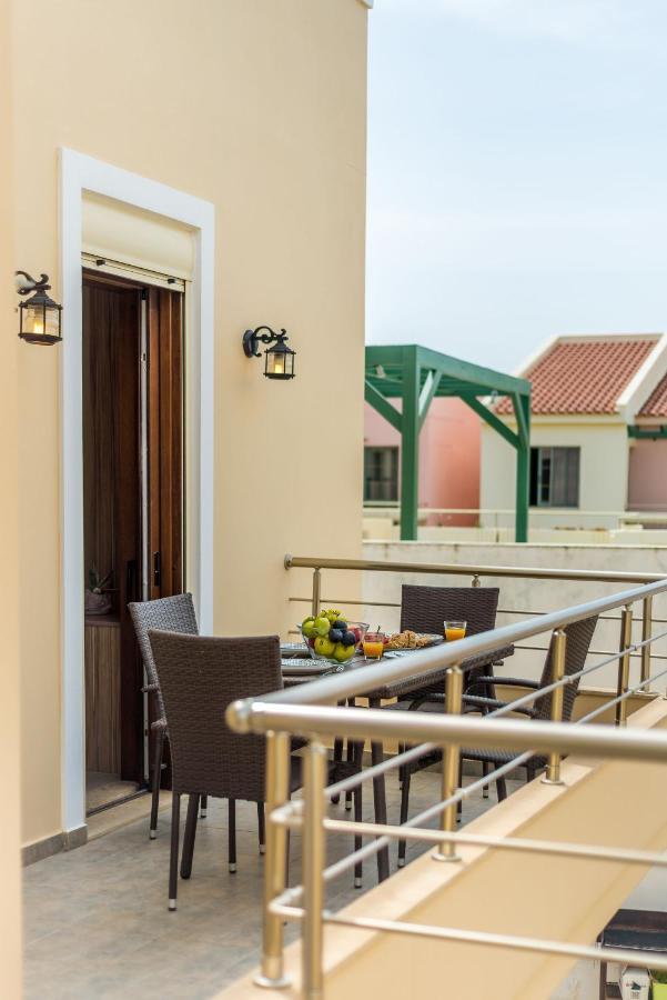 Amphitrite Beach House Chania  Buitenkant foto